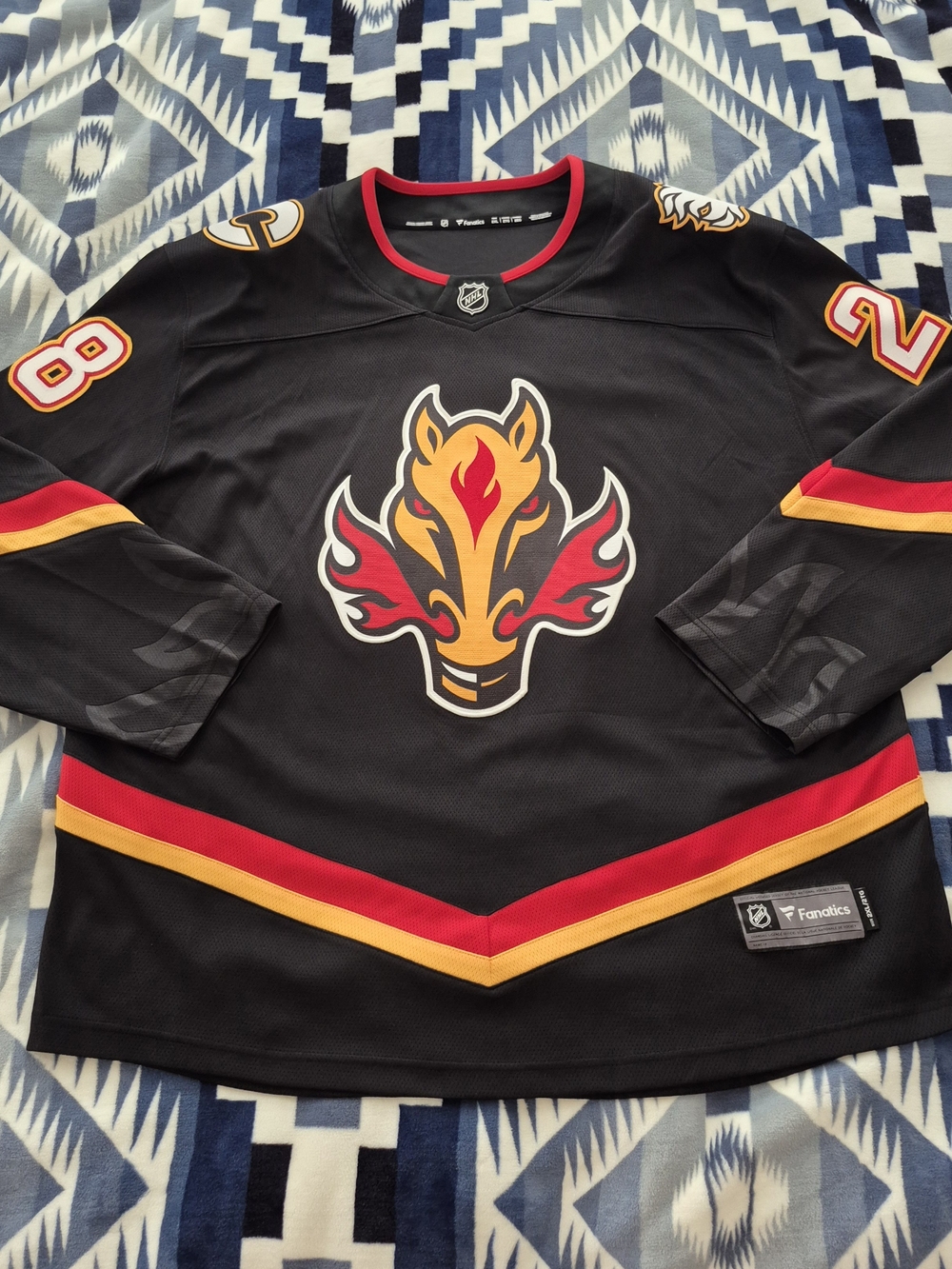Fanatics Calgary Flames Black Hockey Jersey 🔥 28 Lindholm Collectible